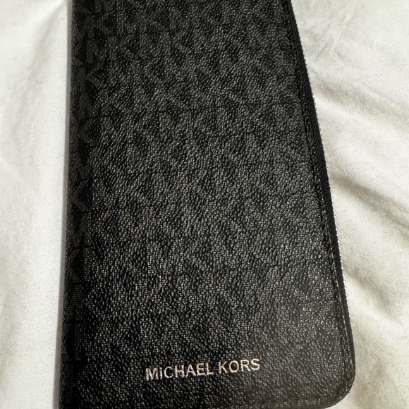 Michael Kors Handbag and Wallet - Picture 8 of 16